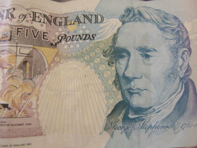 George Stephenson on the reverse of the £5 note - photo: sh0rty on Flickr