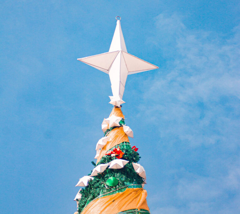 Christmas tree with a star on top. Photo: Pexels.com