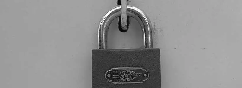 Lock - photo: Howard Lake on Flickr.com
