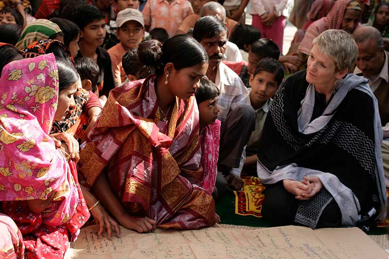 Barbara Frost, WaterAid’s CEO, in Bangladesh. Photo: WaterAid / Abir Abdullah