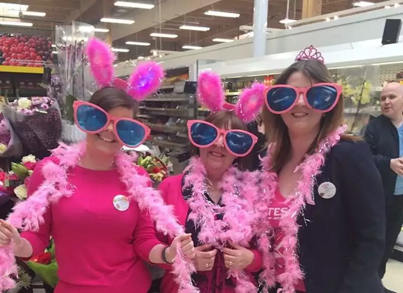 Tesco turns pink for Cancer Research UK