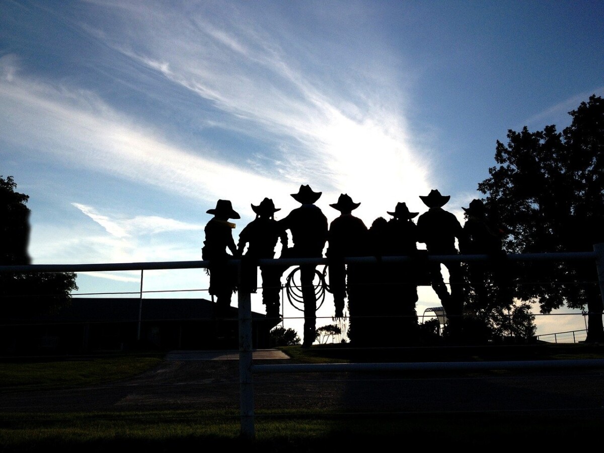Cowboys and cowgirls. Photo: Pixabay.com