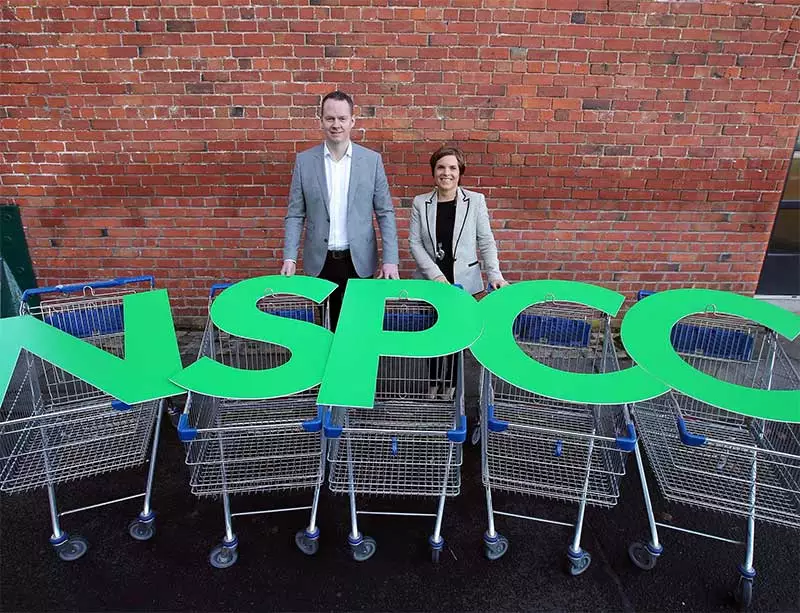 John Paul Scally, MD at Lidl Northern Ireland and Catherine Nuttall, Head of Fundraising for NSPCC Northern Ireland
