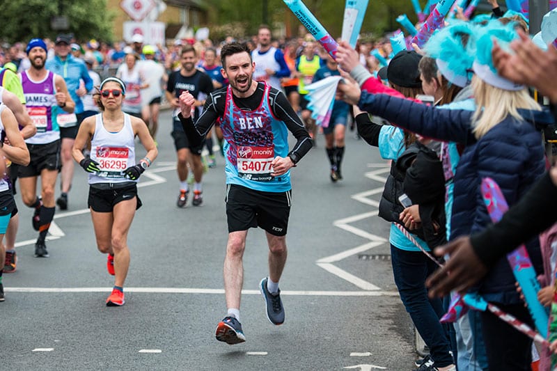 Man running for Dementia Revolution in 2019 Virgin Money London Marathon