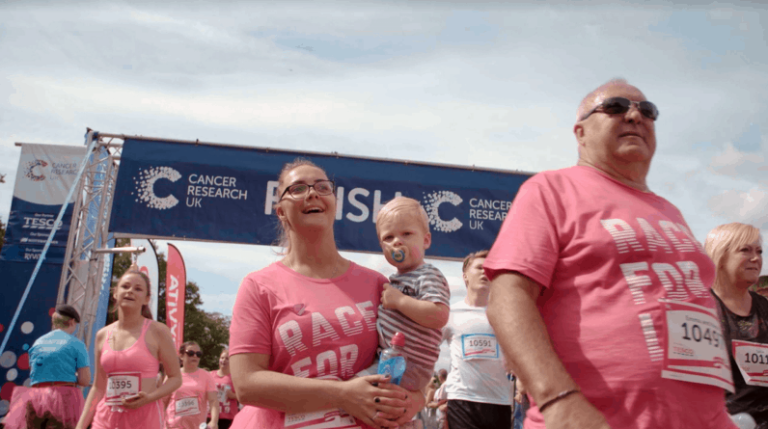 Cancer Research UK participants in Race for Life