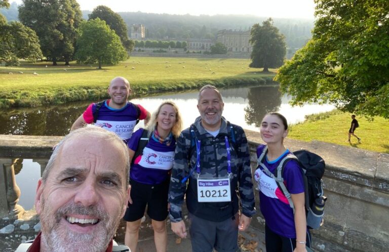 Roadchef employees doing the Thames Path Challenge