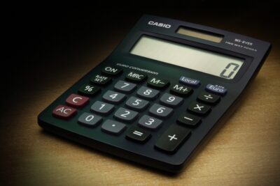 A calculator that reads zero. By Michaił Nowa on Pixabay