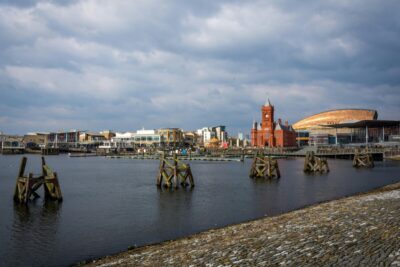 A view across Cardiff Bay. By Balazs Bezeczky on pexels