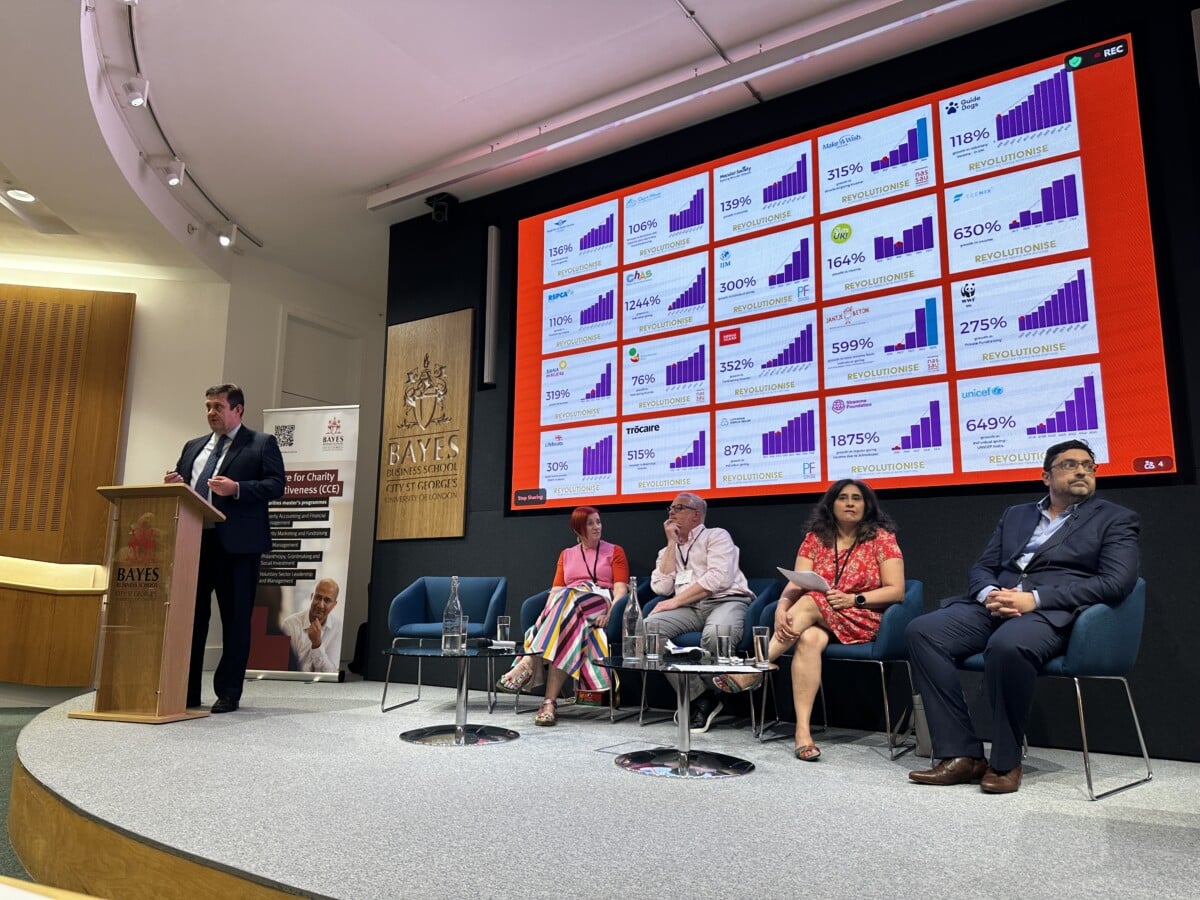 Alan Clayton delivers the CCE lecture on fundraising growth