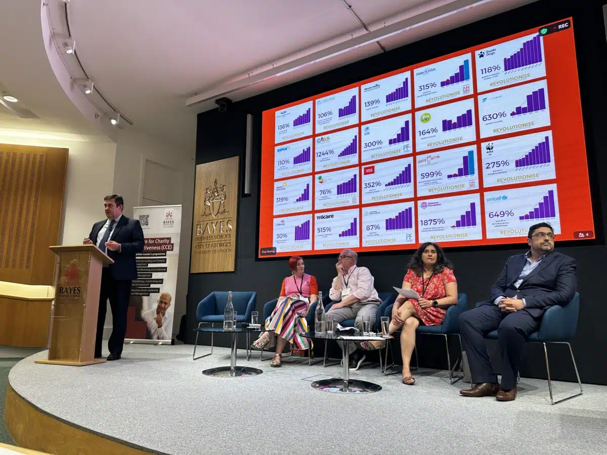 Alan Clayton delivers the CCE lecture on fundraising growth