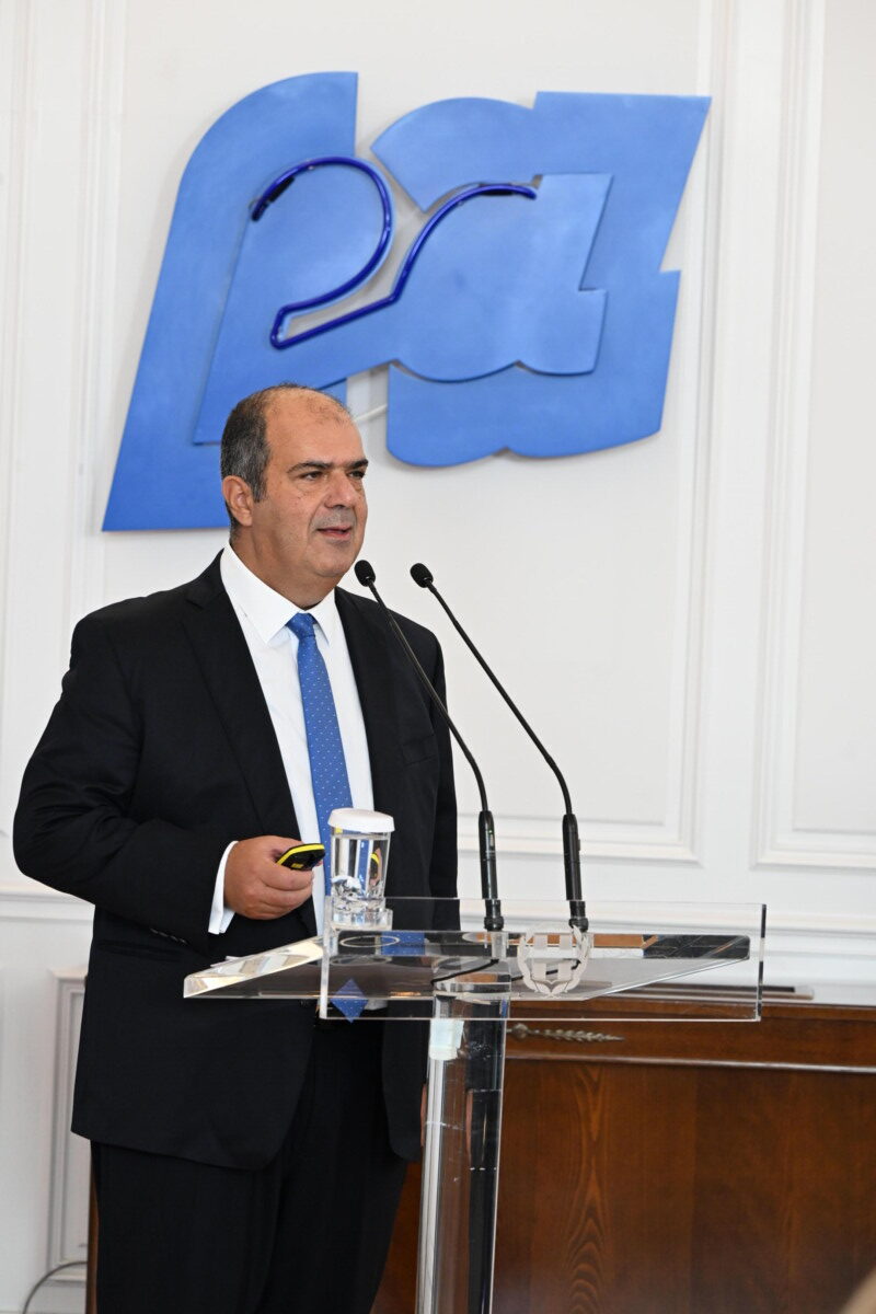 Sir Stelios Haji-Ioannou at the signing ceremony with the Greek government.